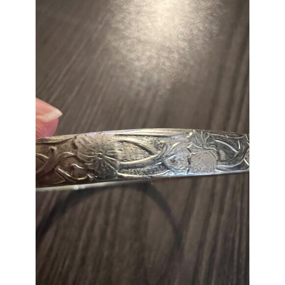 Vintage Sterling Silver Floral Engraved Bangle Bracelet With Intricate Design - Picture 2 of 7